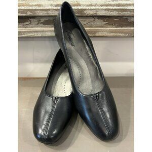 Trotters Doris Pumps Black Leather Womens Shoes Size 10N
